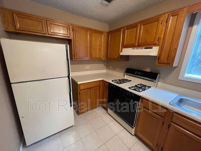 Photo - 1048 Hillsborough Chase NW