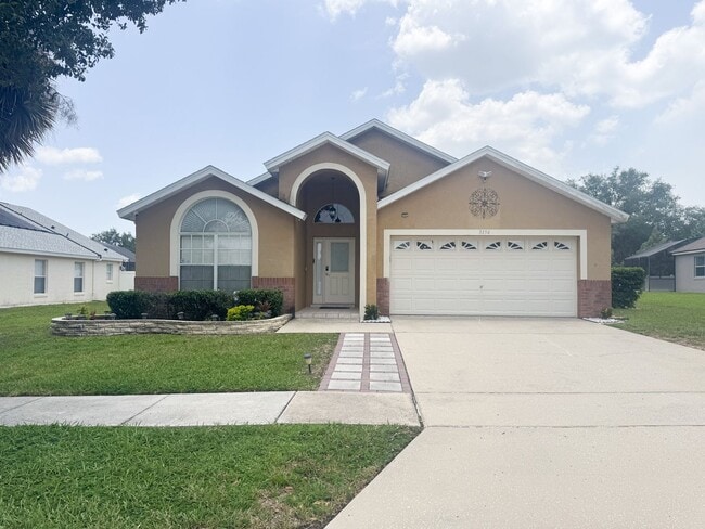 Building Photo - 5 bedroom 4 bathroom pool home in Orange Tree community