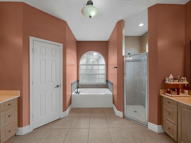 Photo - 1371 SW Halford Ave