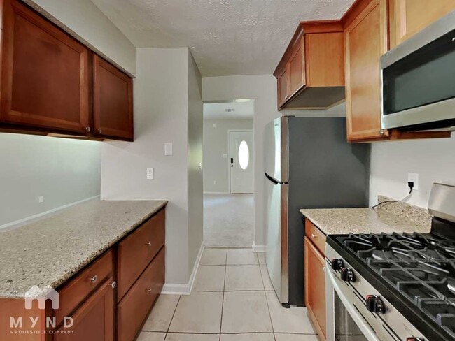 Photo - 429 Sherwood Cir