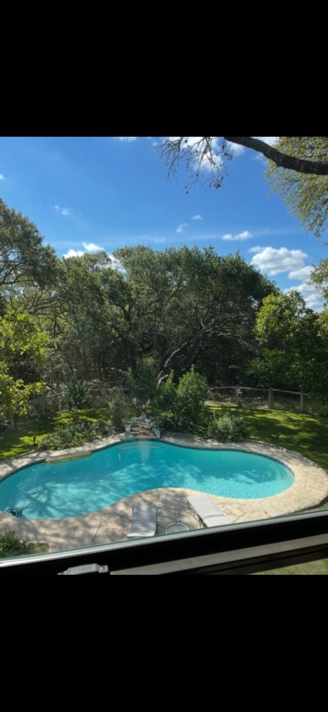 Building Photo - 312 Grande St Rental