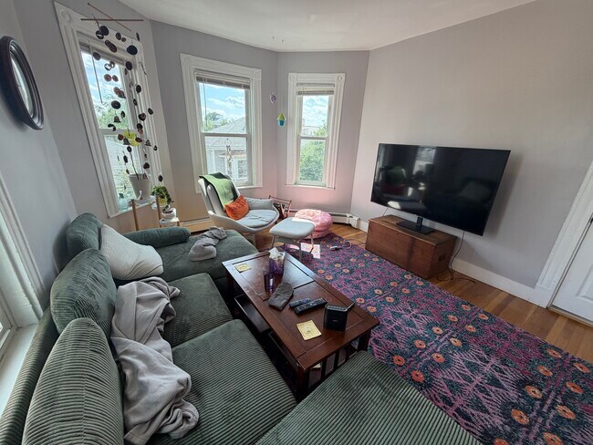 Photo - 11 Houghton St Unit B3