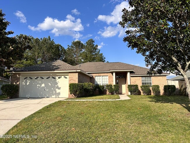 Photo - 1295 Highfield Ln House