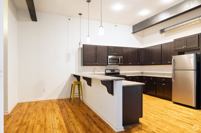 2BR, 2BA - 1,226-1,234SF - Dining Room