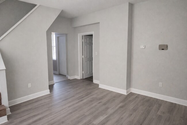 Photo - 2709 N College Ave