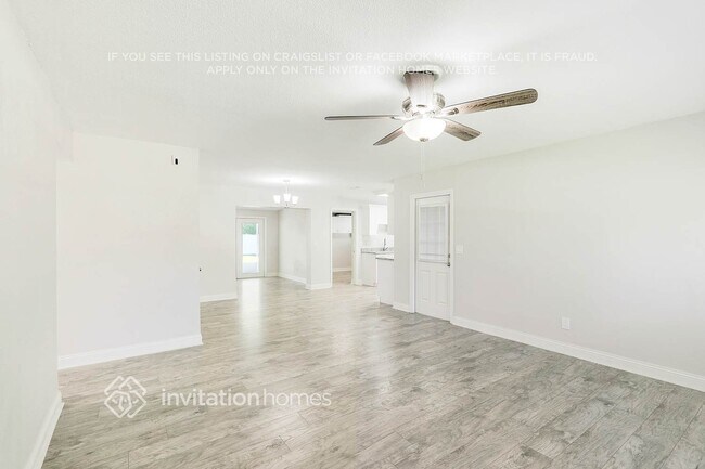 Photo - 909 Skyview Dr