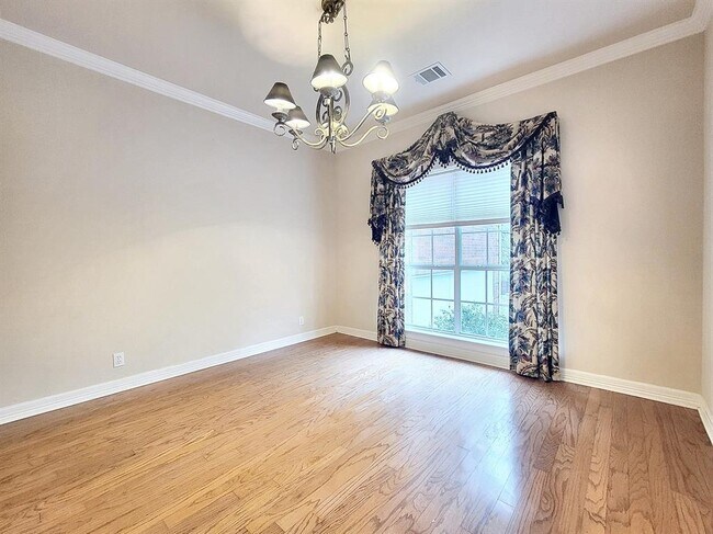Photo - 10526 Grand Oak Cir