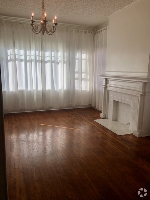 Building Photo - 1832 1/2 N Van Ness Ave Unit Hollywood -Franklin Rental