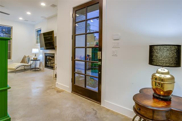 Photo - 3823 Greenville Ave