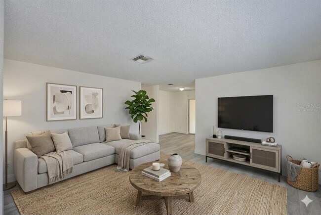 Photo - 11507 Valencia Dr