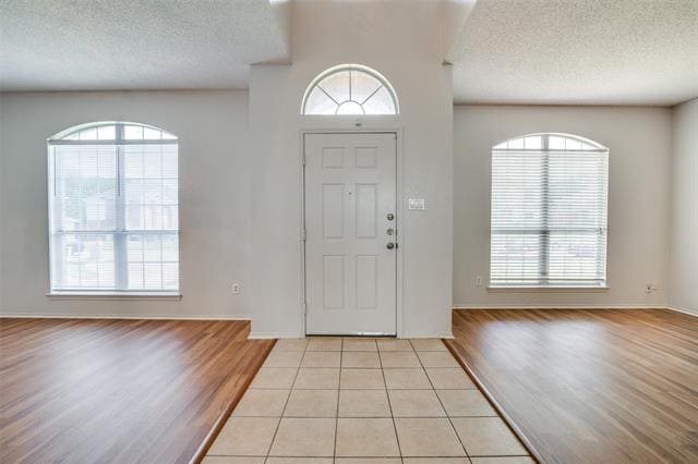 Photo - 2401 Redfield Dr