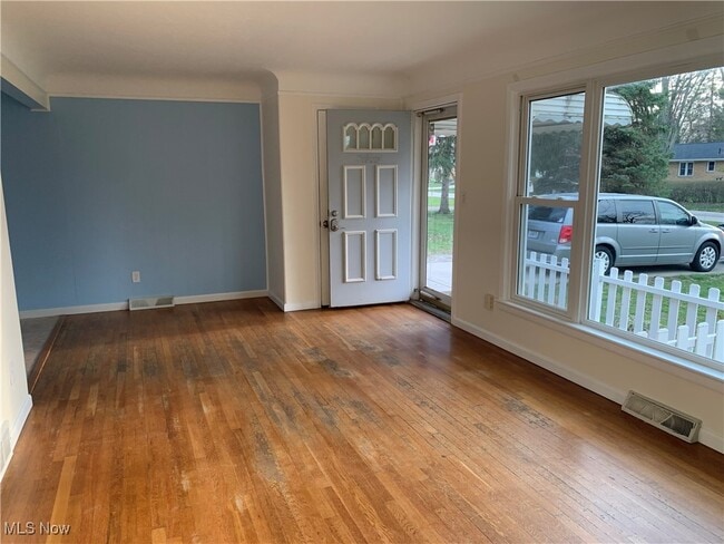Photo - 1861 Eaton Dr