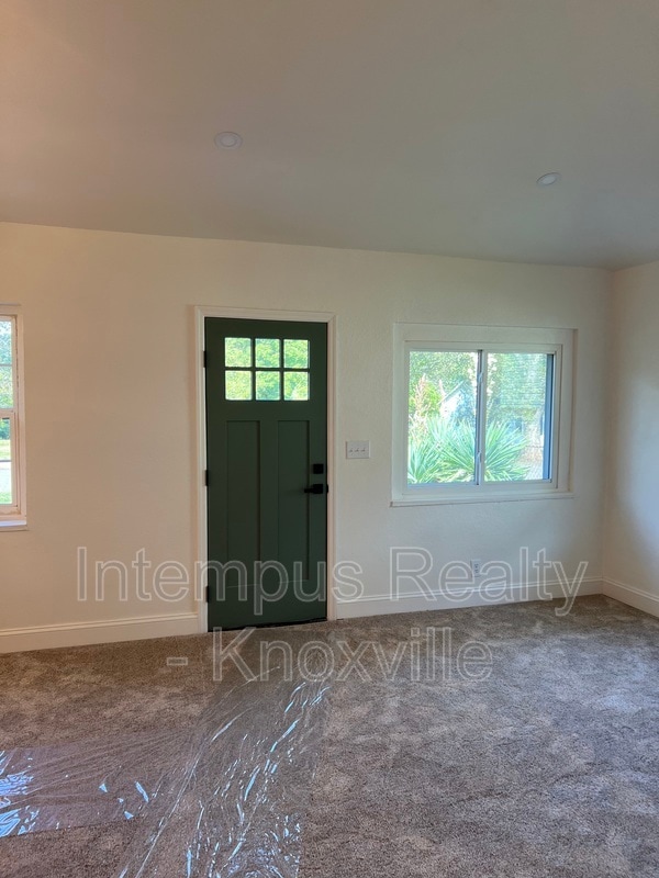 Photo - 1712 Vada Cir