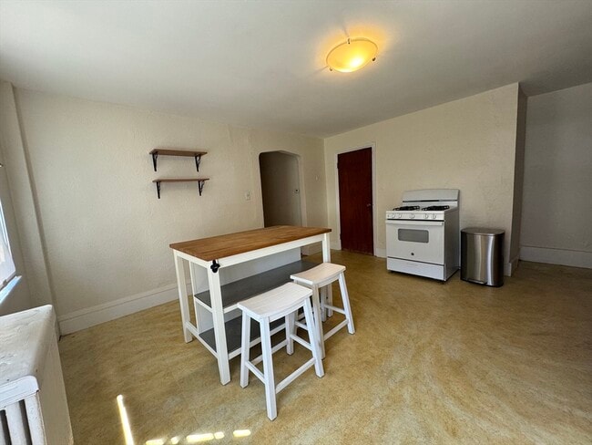 Photo - 32 Shepard St Apartment Unit 1