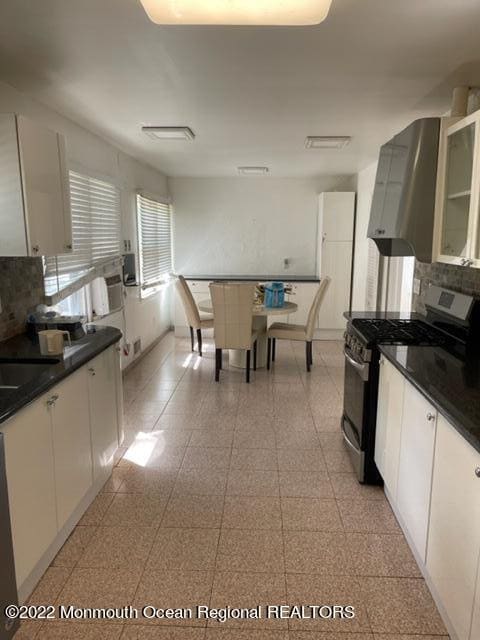 Photo - 275 Garfield Ave