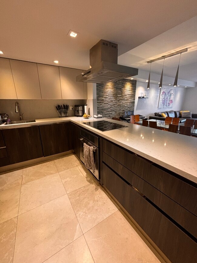 Photo - 2181 NE 167th St Unit C1