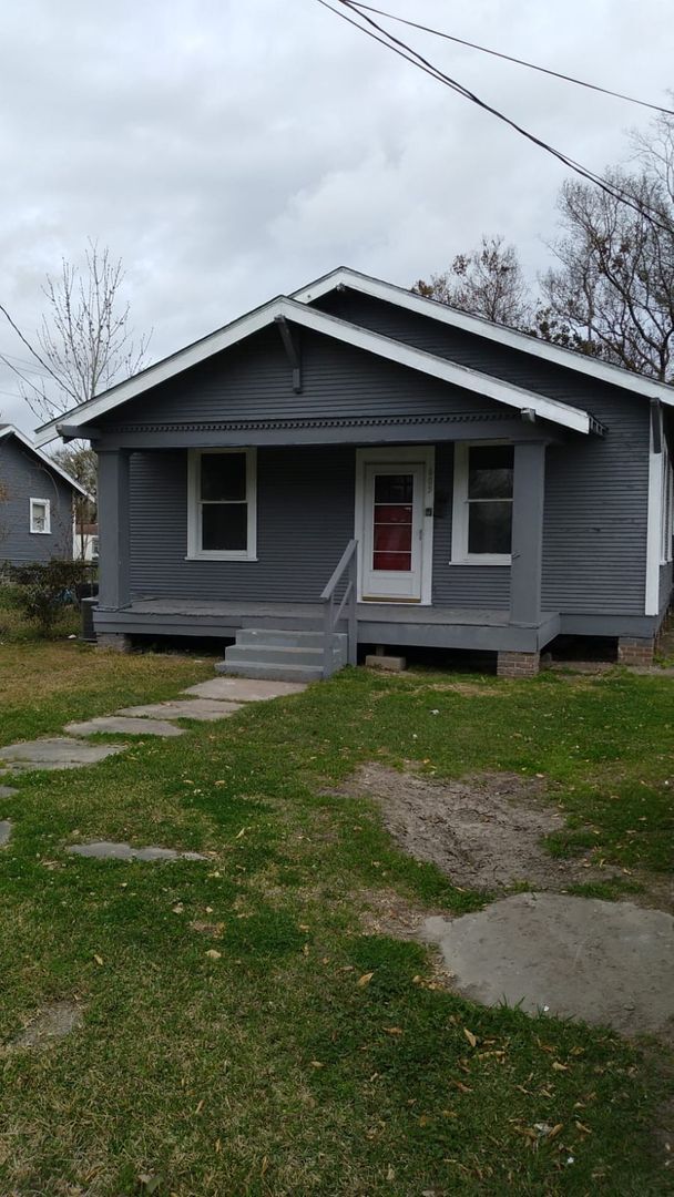 Photo - 2781 Sabine Pass Ave Unidad 605 Lee St