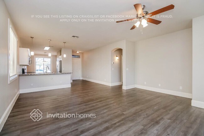 3713 W Glass Ln