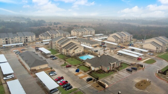 Photo - Majors Place Unit B1-990 Sq. Ft. 2x2