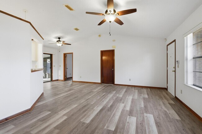 Photo - 536 Gaspar Ave