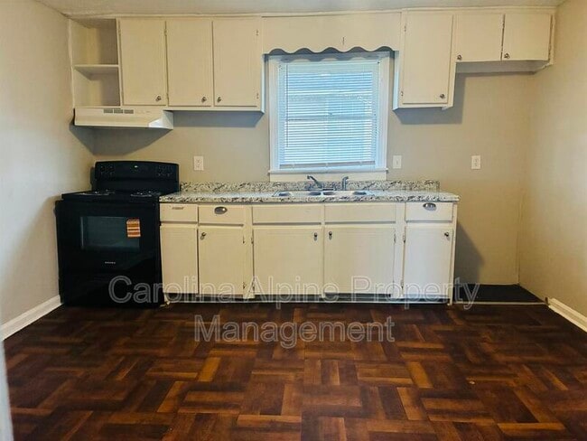 Photo - 208 Royster Ave