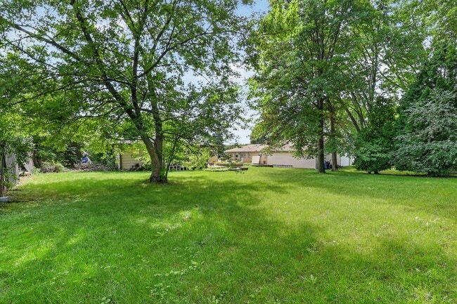 5314 W Allerton Ave