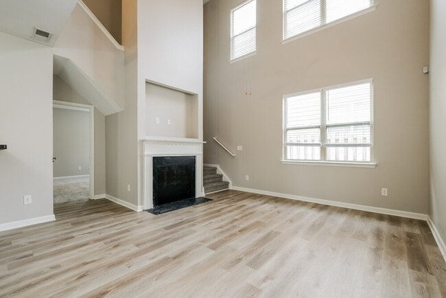 Photo - 3738 Humber Ct