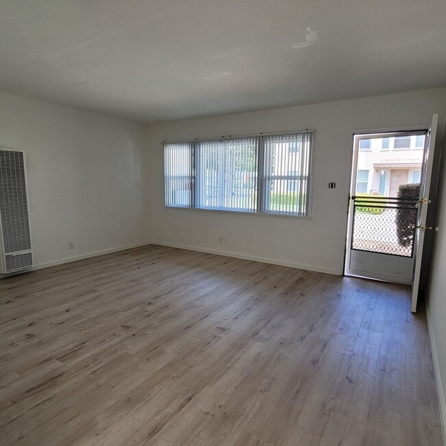 Photo - Nice ground floor 2 bdrm midtown Ventura Apt. $2400