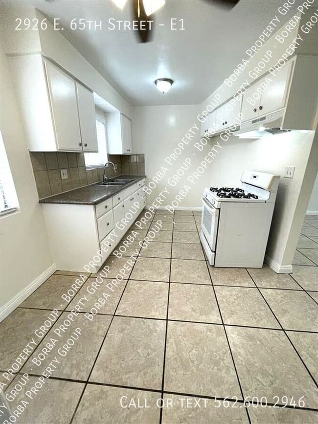 Photo - 2926 E 65th St Apartment Unit E1
