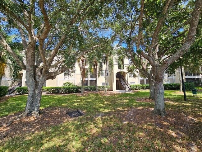 Photo - 5174 Northridge Rd Unit 209