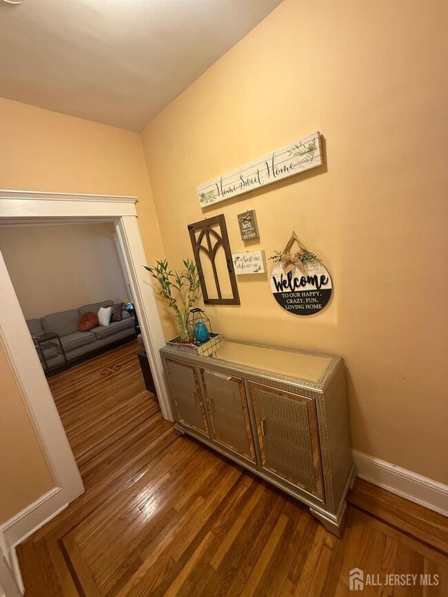 Photo - 135 N 8th St