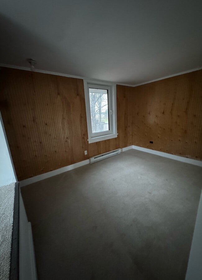 Building Photo - Charlotte B