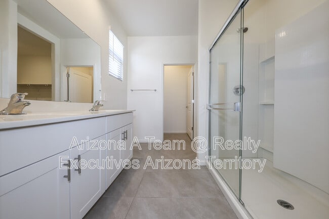 Building Photo - 4882 E Greenway Wash Dr Rental