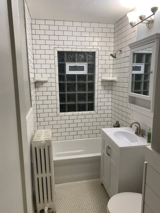 Photo - 3923 Upton Ave N Unit 2