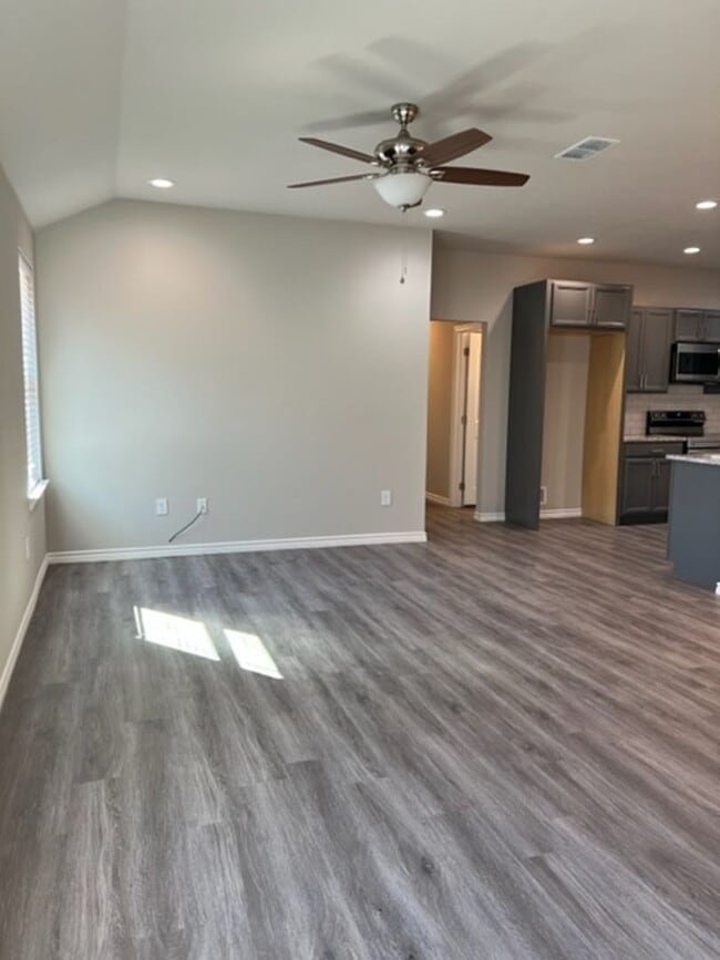 Photo - 2876 Melissa Ln