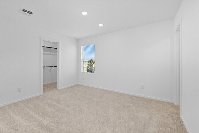 Photo - 30527 Bladnoch Ln