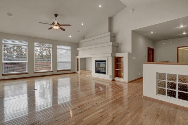 Photo - 5235 Bancroft Heights