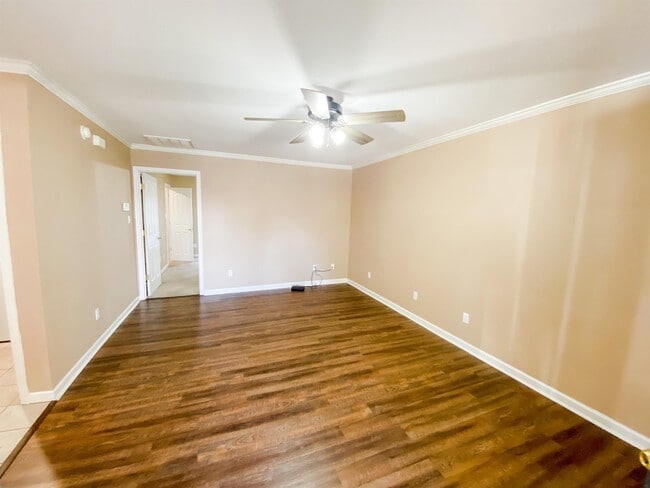 Photo - Sunturf Rentals