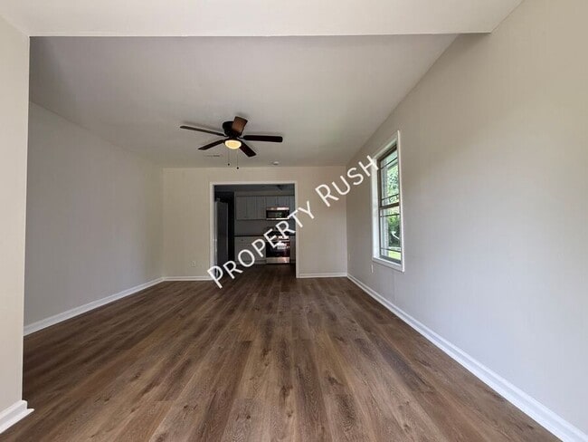 Photo - 1718 Portland St Unit B