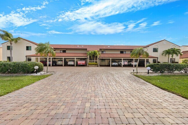 Photo - Unfurnished  Waterfront 2 bedroom 2 bath C...