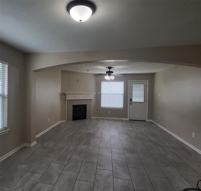 Photo - 7302 Legacy Pines Dr