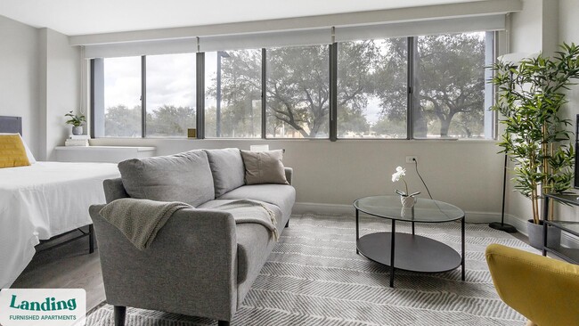 Photo - 305 Dr. M.L.K. Jr St S Unidad 106