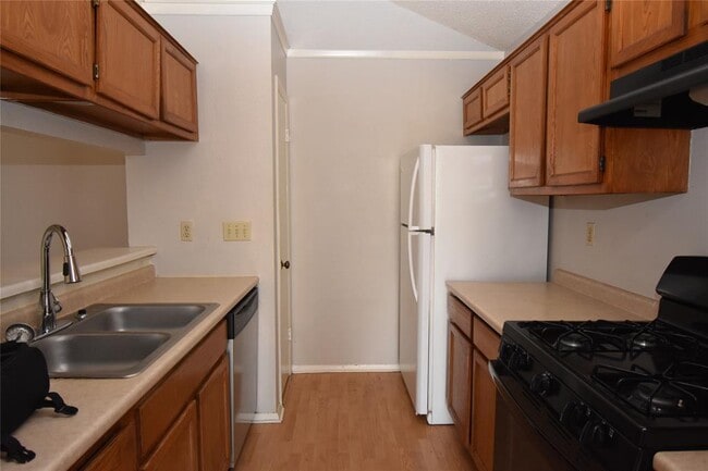 Photo - 2114 Cedar Bend Dr