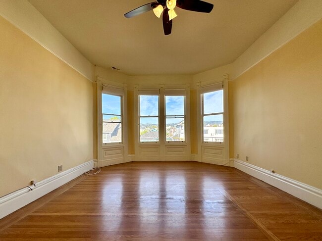 Photo - 817 Foothill Blvd Unit 817 foothill Blvd Oakland CA 9466