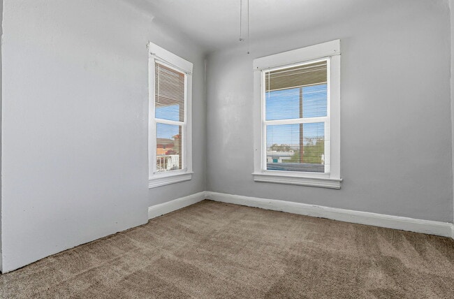 1925 Arizona Ave Unit 2