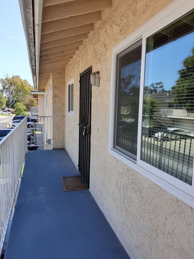 Cozy 2 bedroom / 1 bathroom in Port Hueneme - Cozy 2 bedroom / 1 bathroom in Port Hueneme House