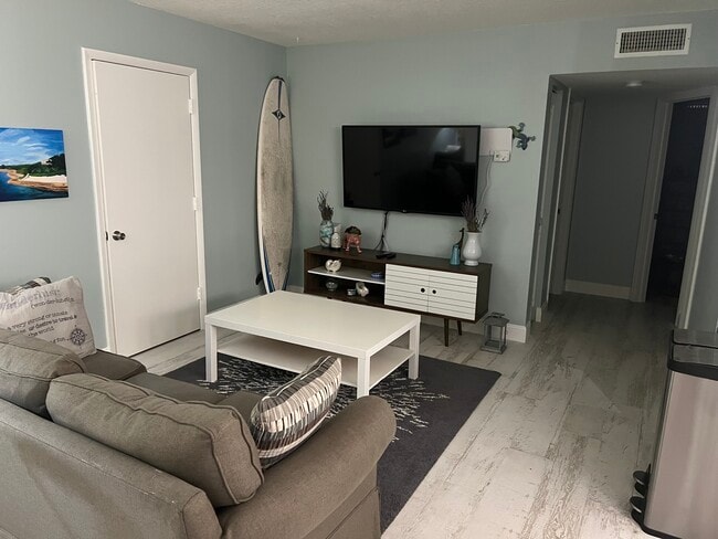 Photo - 312 Southwind Dr Unit 107