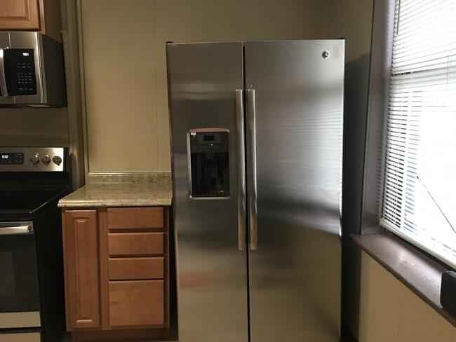 Photo - 3205 Arsenal St