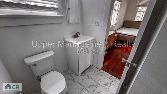 Photo - 2839 Palmer Ave