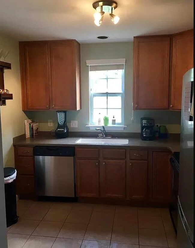 Photo - 9805 Castain Dr